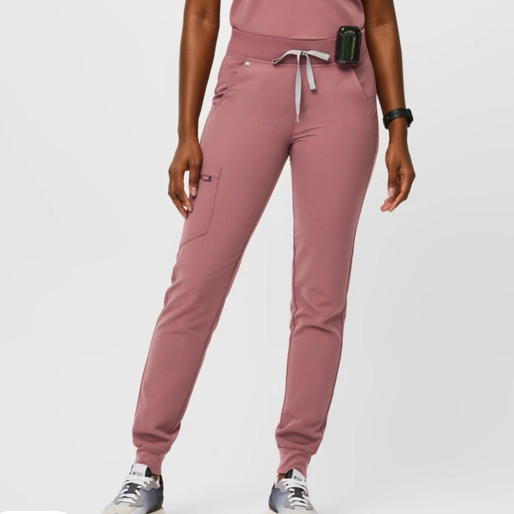 Women's Mauve Zamora jogger, Medium size, high waisted tall pants.